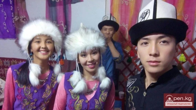 18 жаштагы Улан Анкаранын тургундарын өзүнүн таланты менен таң калтырды