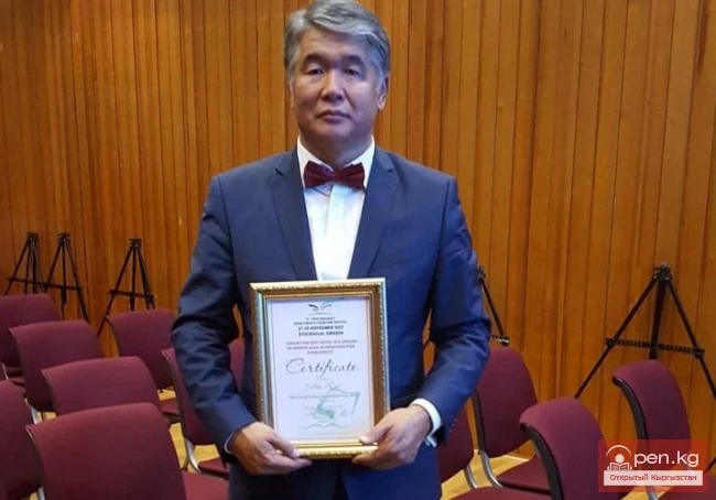 Швецияда Сулатана Раевдин романы Гран-при алды