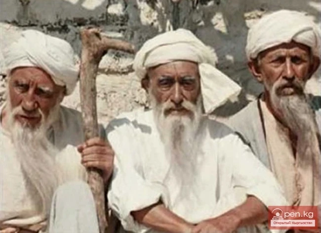 Toktogul and Togolok Moldo on Old Age