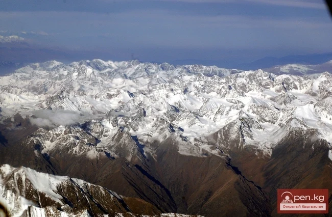 Кыргызстандын тоолору. Сүрөт  Влад Ушаков