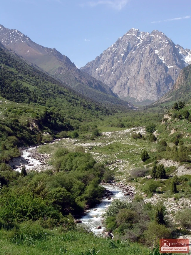 Кыргызстандын тоолору. Сүрөт  Влад Ушаков