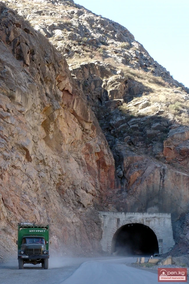 Кыргызстандын тоолору. Сүрөт  Влад Ушаков