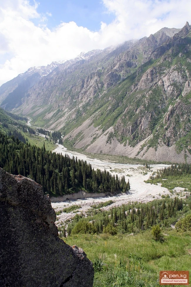 Кыргызстандын тоолору. Сүрөт  Влад Ушаков