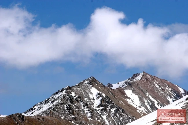 Кыргызстандын тоолору. Сүрөт  Влад Ушаков
