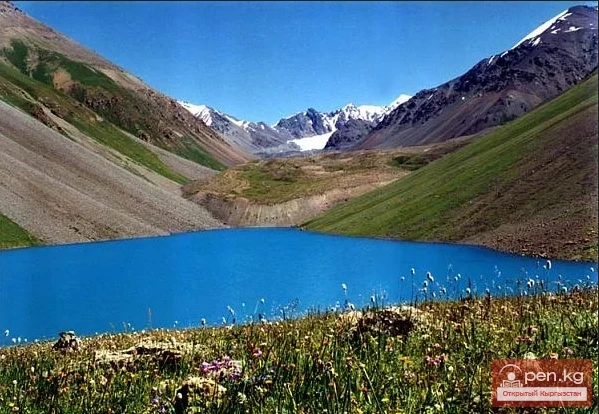 Озеро Джасыл-Кель