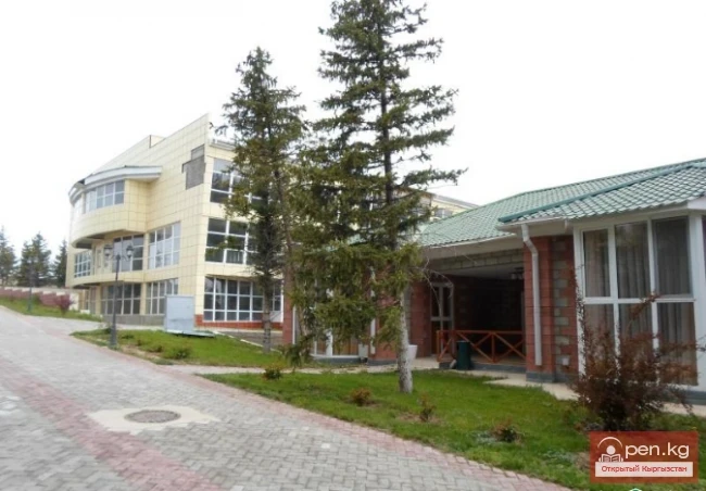 Демалыс борбору «Радуга WEST»