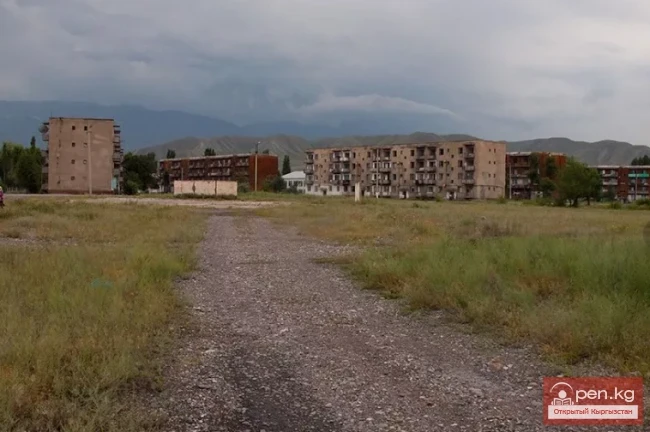 Казарман айылы