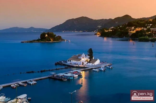 The smallest inhabited islands in the world