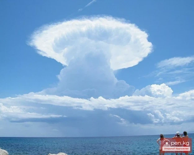 Эксцентричное булуттар