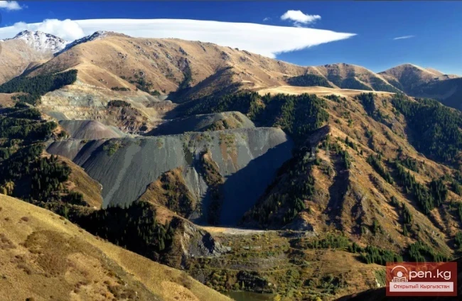 Долина Ак-Тюз