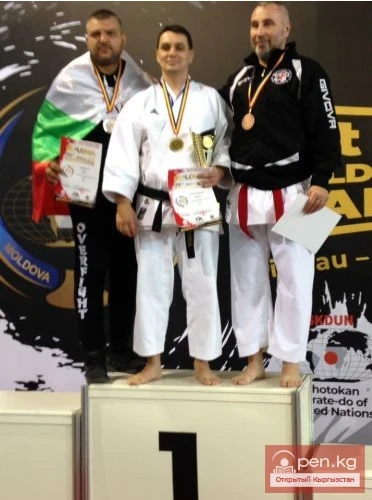 Кыргызстандык карате боюнча дүйнө чемпионатында алтын медаль утту