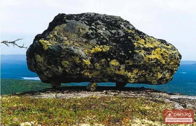 Балансирующие камни и скалы