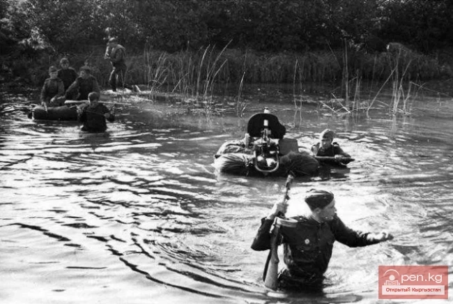 Улуу Ата Мекендик согуштун баатыры кыргызстандык Садык Али-Назаров