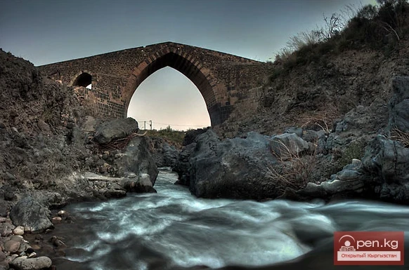 Италия жана Грециянын эски көпүрөлөрү