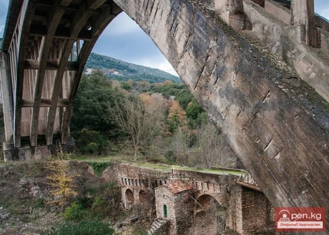 Италия жана Грециянын эски көпүрөлөрү