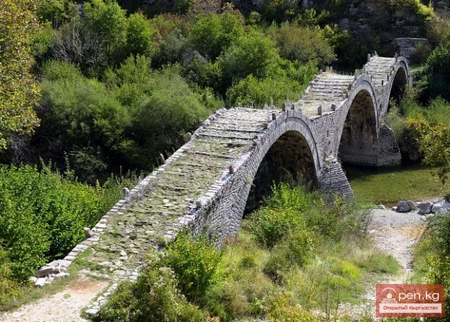 Италия жана Грециянын эски көпүрөлөрү