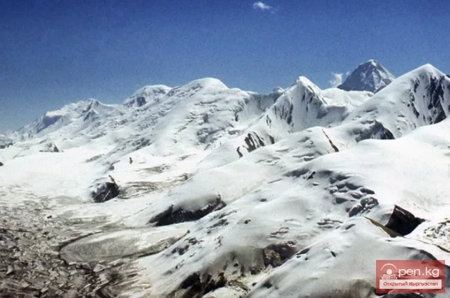 Mushketov Glacier