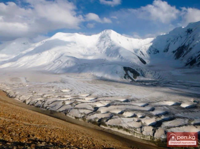 Mushketov Glacier
