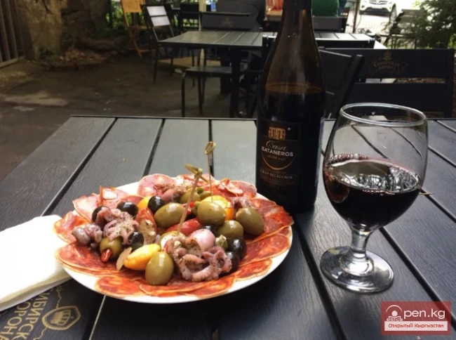 How to behave abroad: useful tips for novice tourists