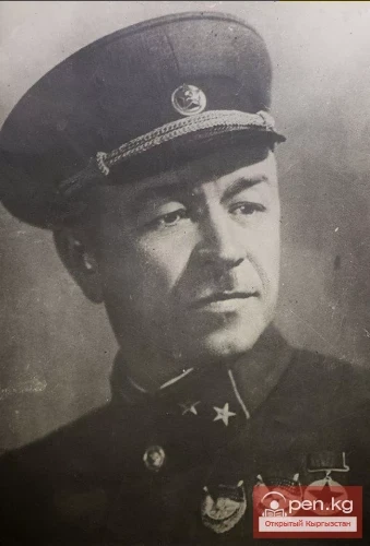 Улуу Ата Мекендик согуштун баатыры кыргызстандык Панфилов Иван Васильевич