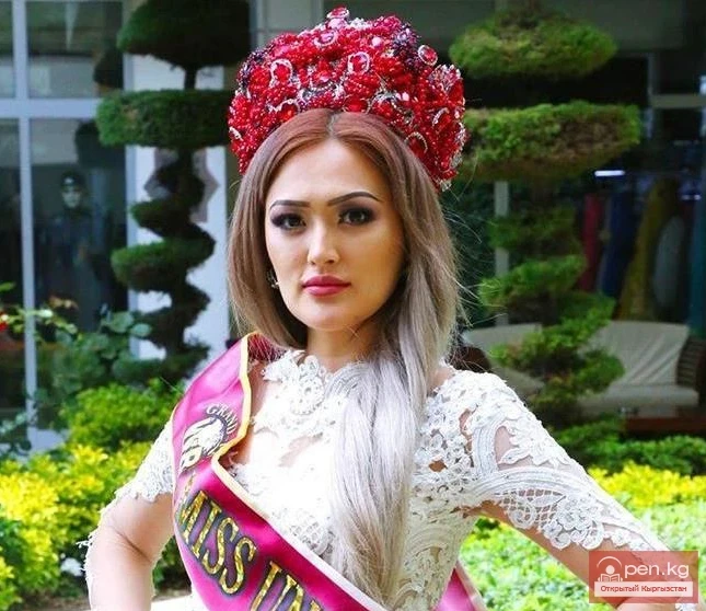 Kyrgyz model and TV presenter won the Grand Prix of the international beauty contest 'Mrs. Universe - 2019'