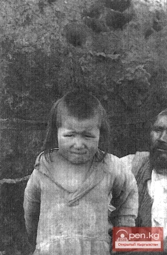 Аты коюу, биринчи кадамдар, айлануу. XX кылымдын башындагы кыргыздардын салттуу жашоосунан. Бөлүк - 12