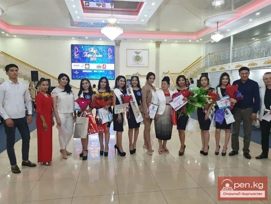 In the city of Kara-Balta, a beauty queen was chosen