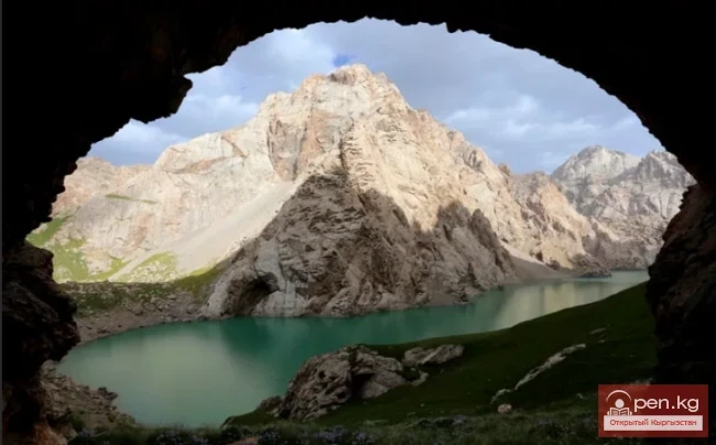 Озеро Кель-Суу