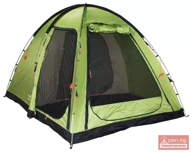 Choosing a tourist tent for hiking in the mountains of Kyrgyzstan