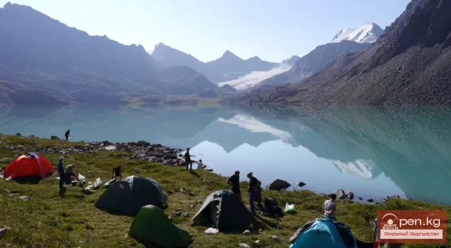 Комфорттуу Тянь-Шандагы жөө жүрүш үчүн эмне керек?