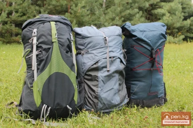 How to choose and pack a backpack for hiking in the mountains of Kyrgyzstan?