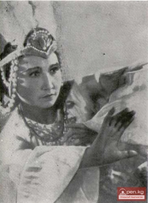 Dzhumakalyy Arsygulova - the first Kyrgyz professional ballerina