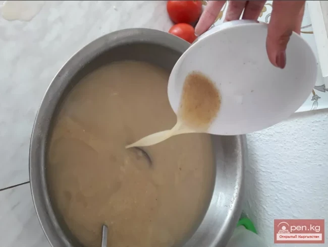 Киргизский национальный прохладительный напиток максым (жарма)