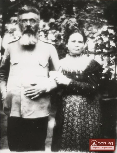 Алексей Владимирович Поярков с женой Марией Семеновной 1909г.