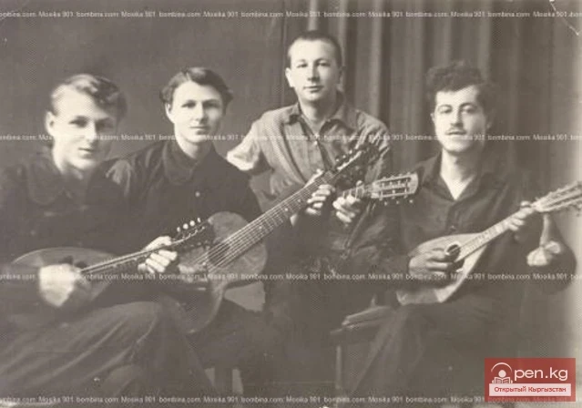 Пишпек музыканттары 1923-жыл.