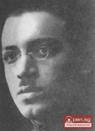 Слуцкий Абрам Аронович. 1898 - 1938-жылдар. 1921-жылы Пишпек уезддик ЧКнын председатели.