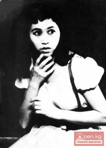 Солистка киргизского балета Рейна Чокоева