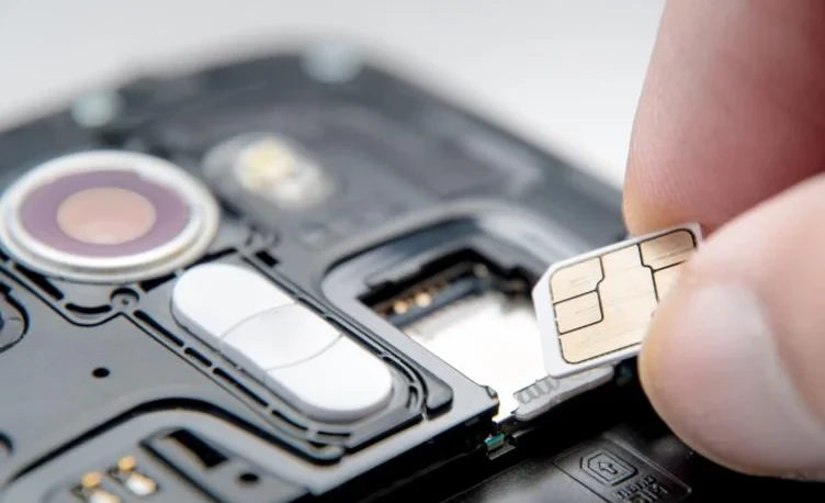 Россияда ноябрдан баштап бир адамга 20 sim-карттан ашык каттоого болбойт