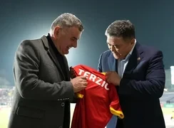 Камчыбек Ташиев обсудил инвестиции в футбол Кыргызстана с сербским функционером