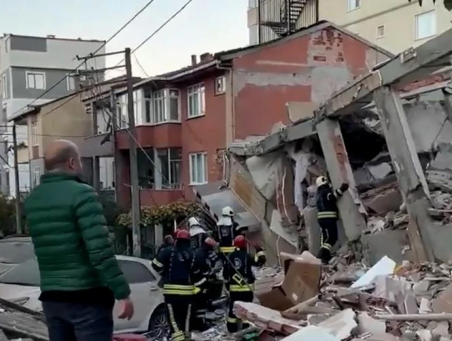 Rescuers retrieved two bodies from the rubble of a collapsed house in Turkey