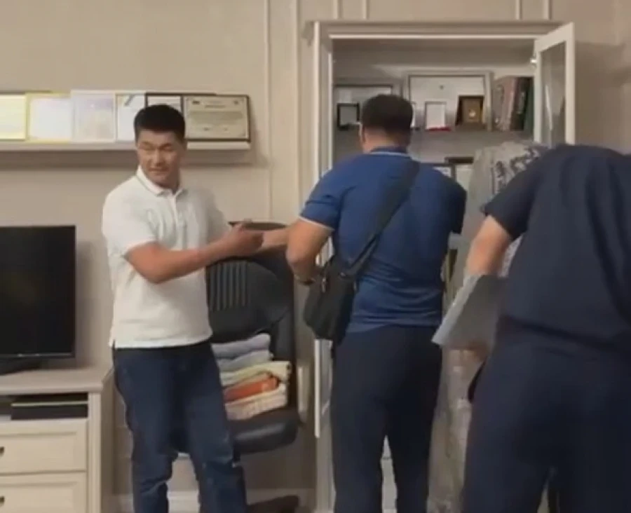 Ministry of Internal Affairs: The circulated video about the searches at Shailoobek Atazov's place is old