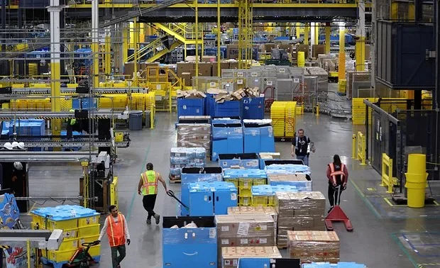 A Wave of Mass Layoffs Hits the Global Economy