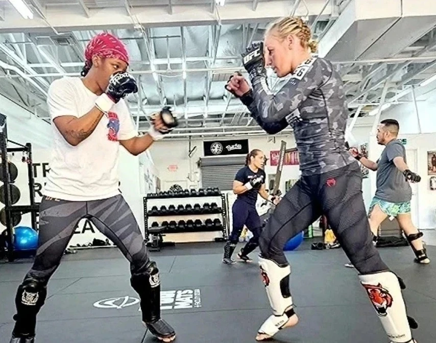Valentina Shevchenko Prepares for Fight with Weili Zhang at UFC 322