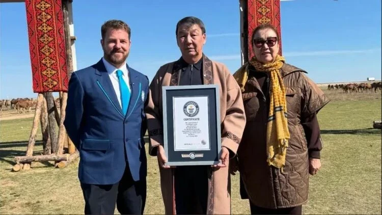 Kazakhstani Assembles the Largest Caravan of Camels, Setting a Guinness World Record