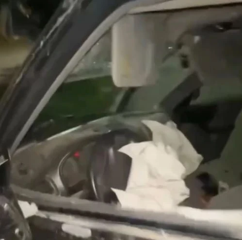 In Bishkek, a car crashed into a tree. Two people were injured.