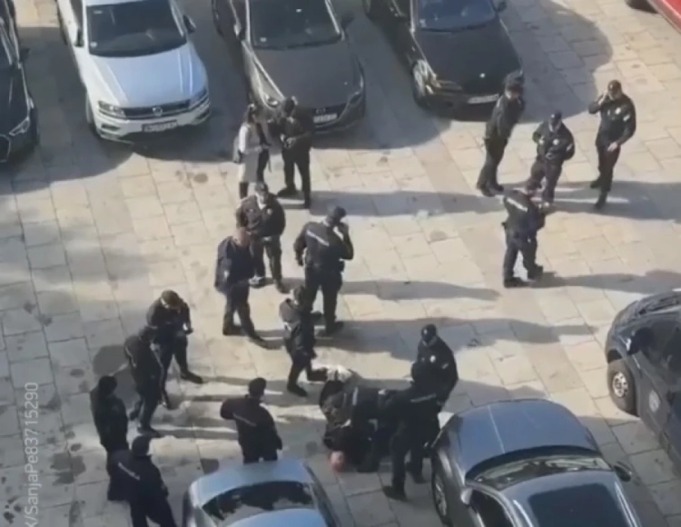 Man opens fire outside the parliament building in Belgrade