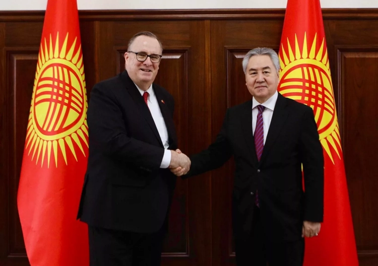 The Minister of Foreign Affairs of Kyrgyzstan and the U.S. Ambassador discussed economic cooperation and visa issues