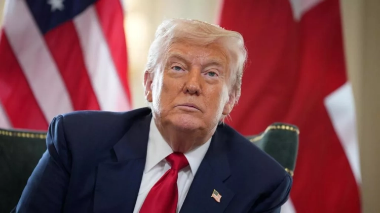 The USA is amassing forces off the coast of Venezuela — what is Trump planning?