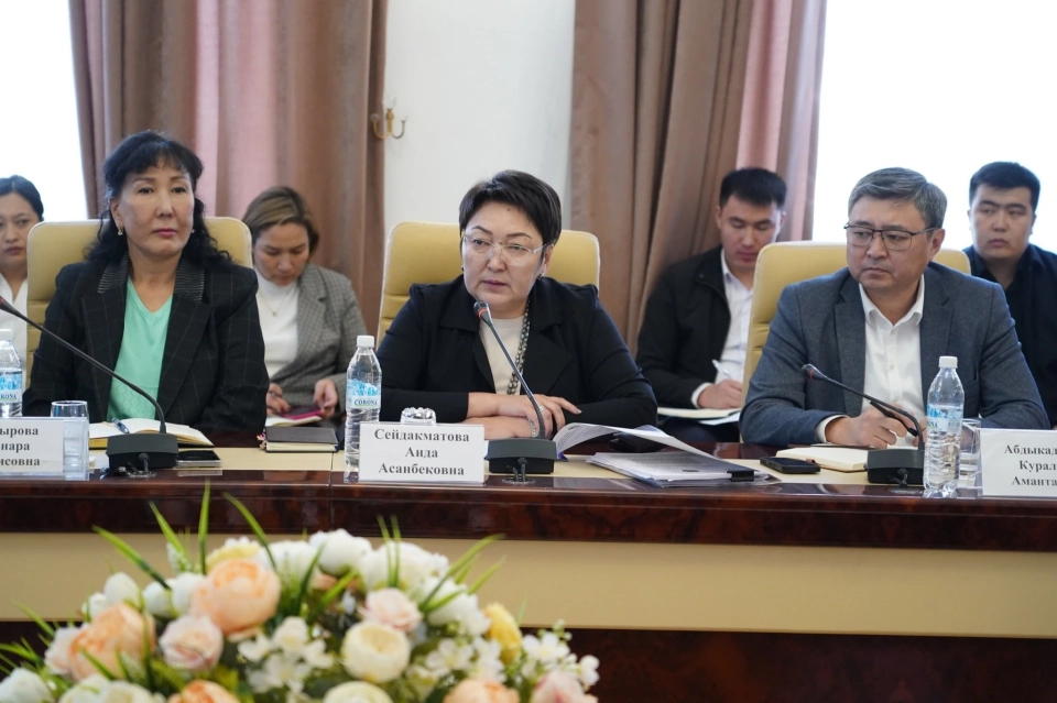 Нагрузка на судей Верховного суда КР за 15 лет увеличилась на 40 процентов