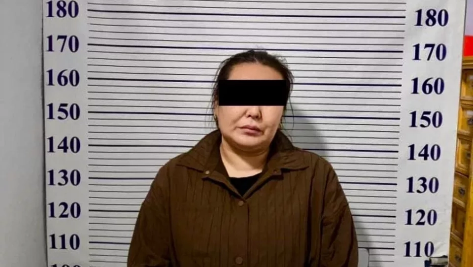 Сузак районунун ЦОНунун башкы адиси пара алуу боюнча кармалды